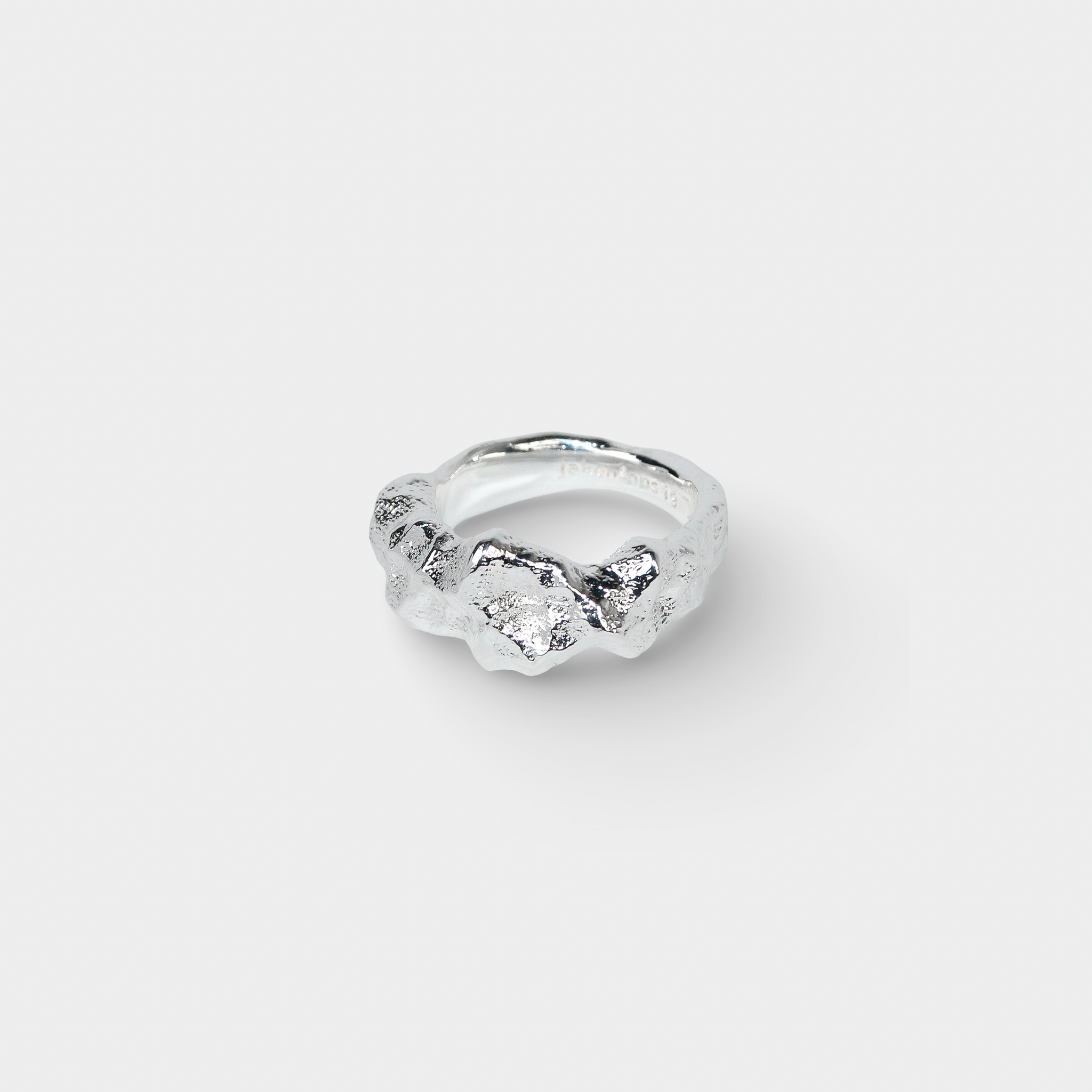 CAVIRA RING