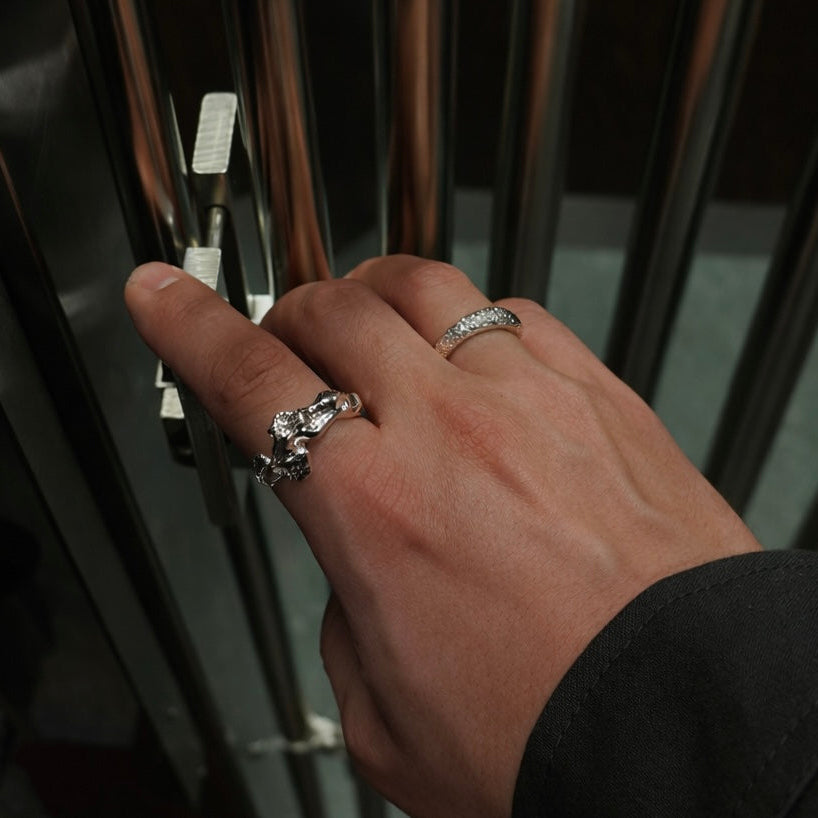 VEMINI Ring silver – hamrad silverring för dagligt bruk