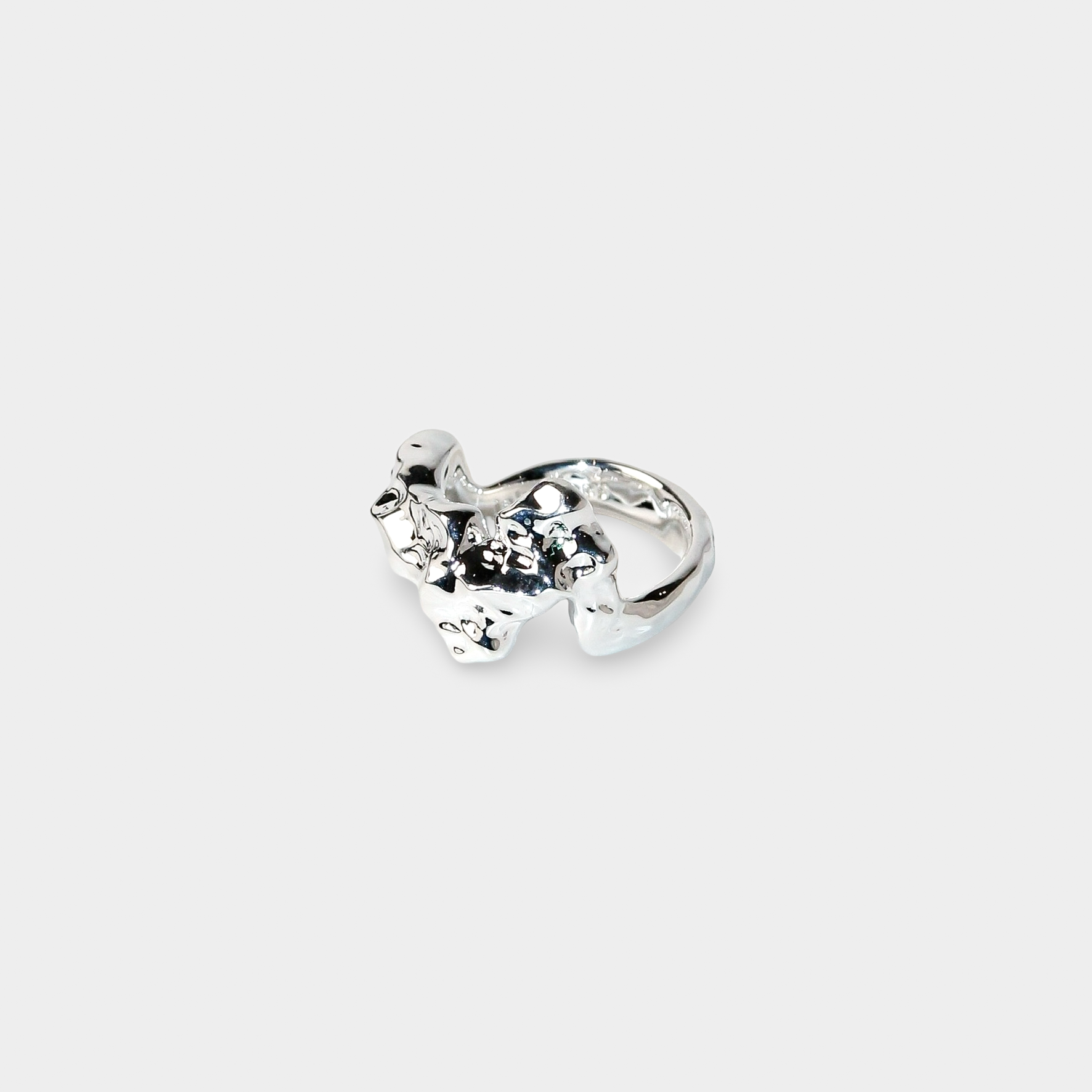 VEMINI Ring i 925 silver – hamrad yta, unisex design