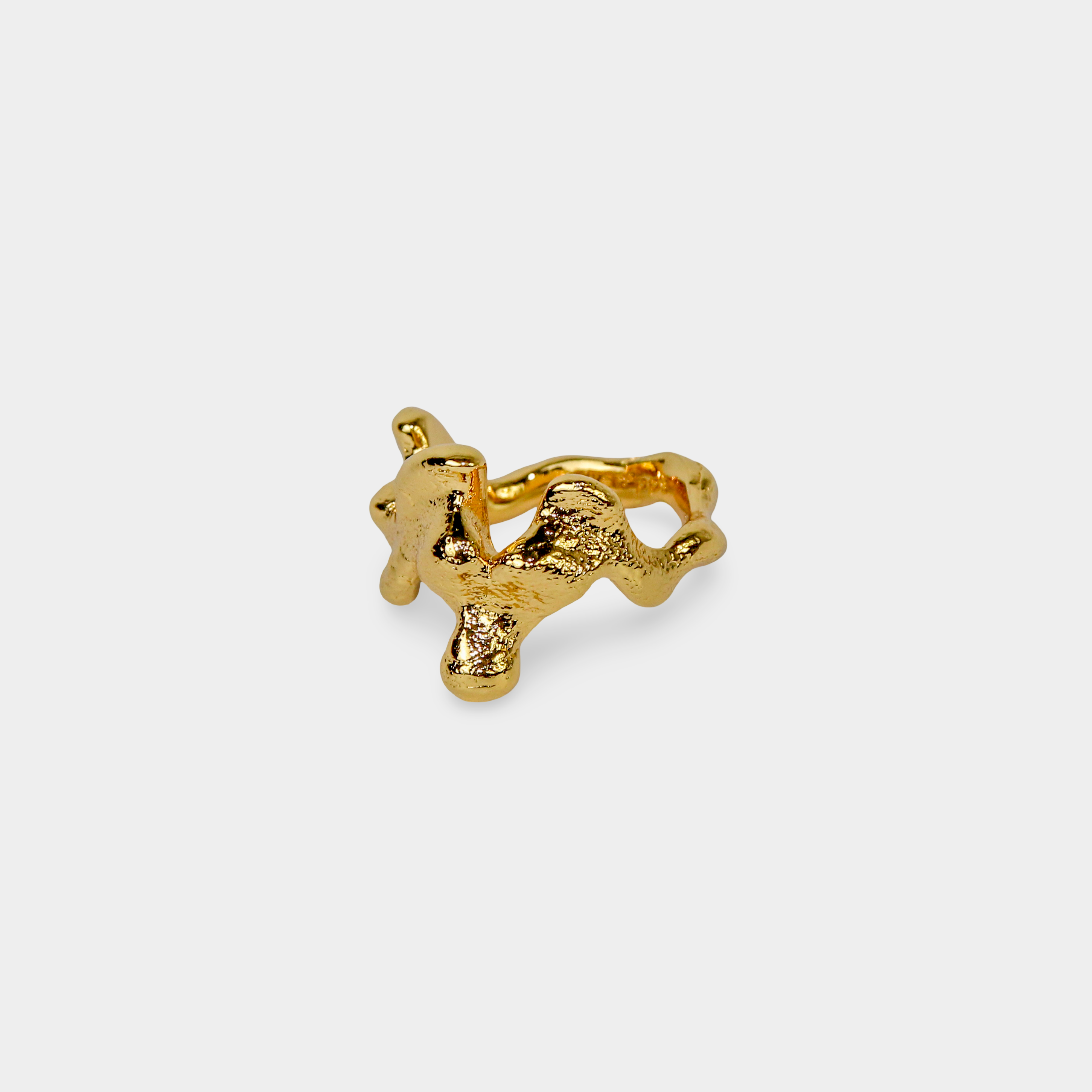 VILORA statement guldring i mässing med 18K guldplätering